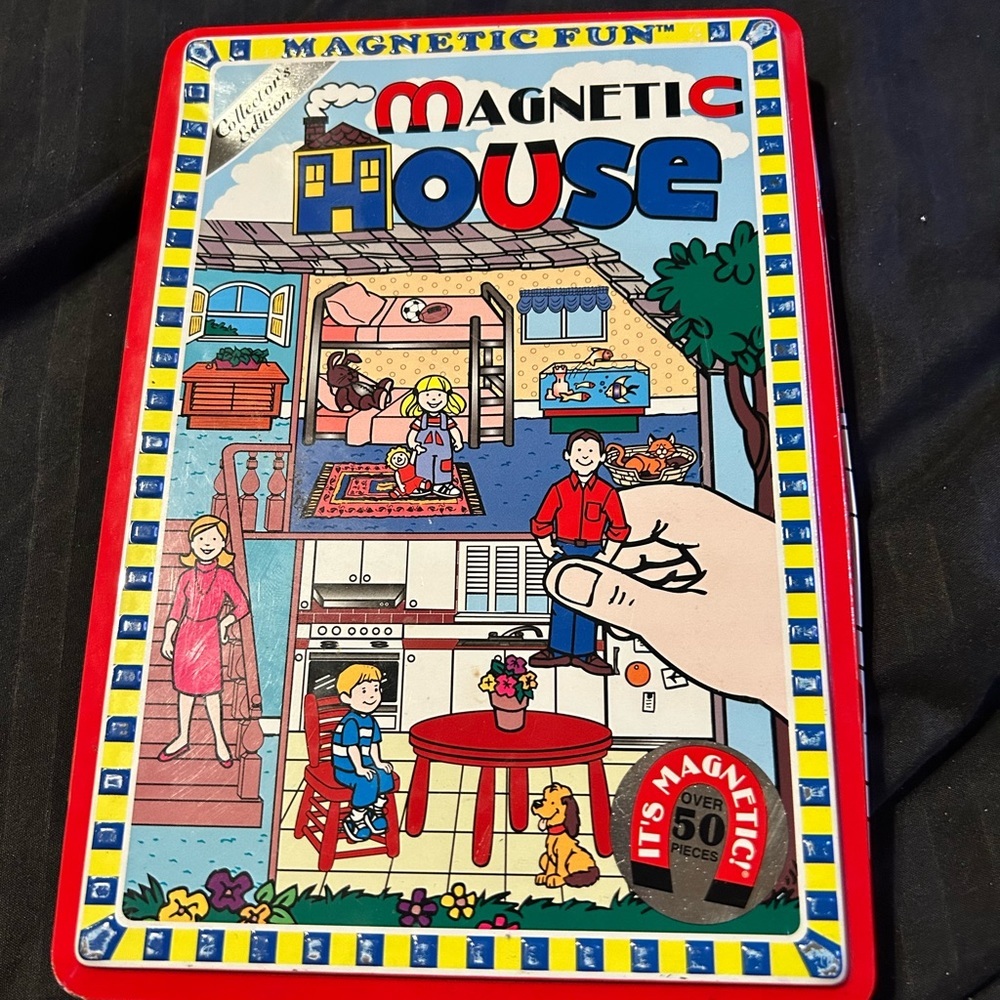 Bundle of vintage collectors edition magnetic fun, farm, house, and Zoo book